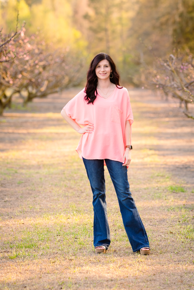 Woven Pocket Top + Curvy | Bright Pink