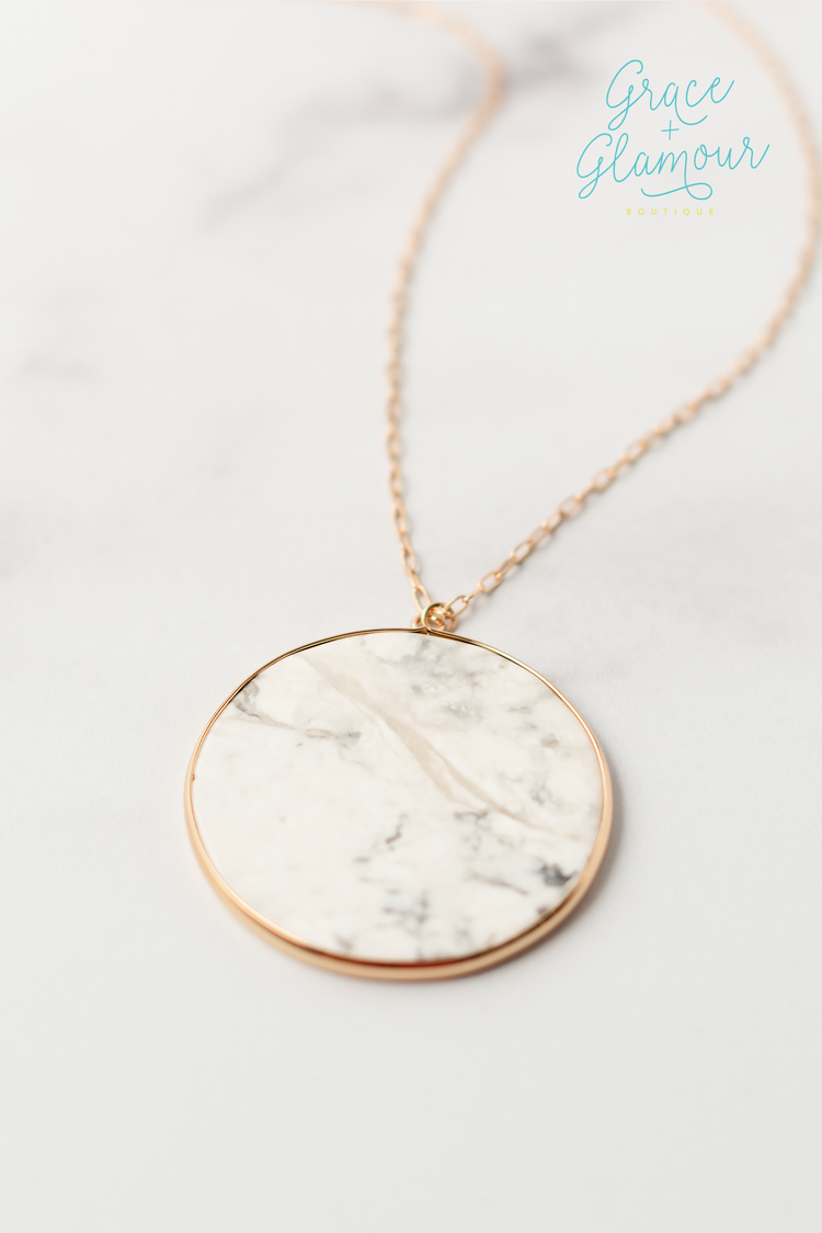 Sleek And Chic Necklace | White